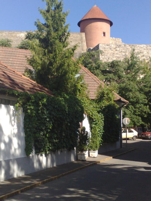 Minaret Apartman Erlau Zimmer foto